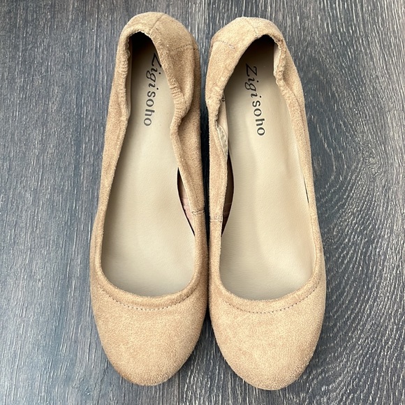 Zigi Soho Women’s Block Heels Pump - Picture 1 of 11